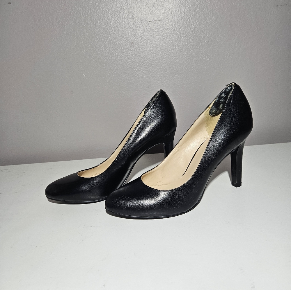 Nine West pumps